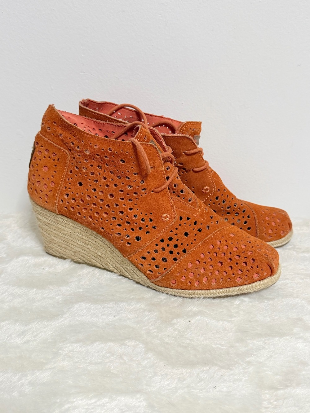 Toms Orange Perforated Suede Espadrille Wedge Booties sz 9.5W